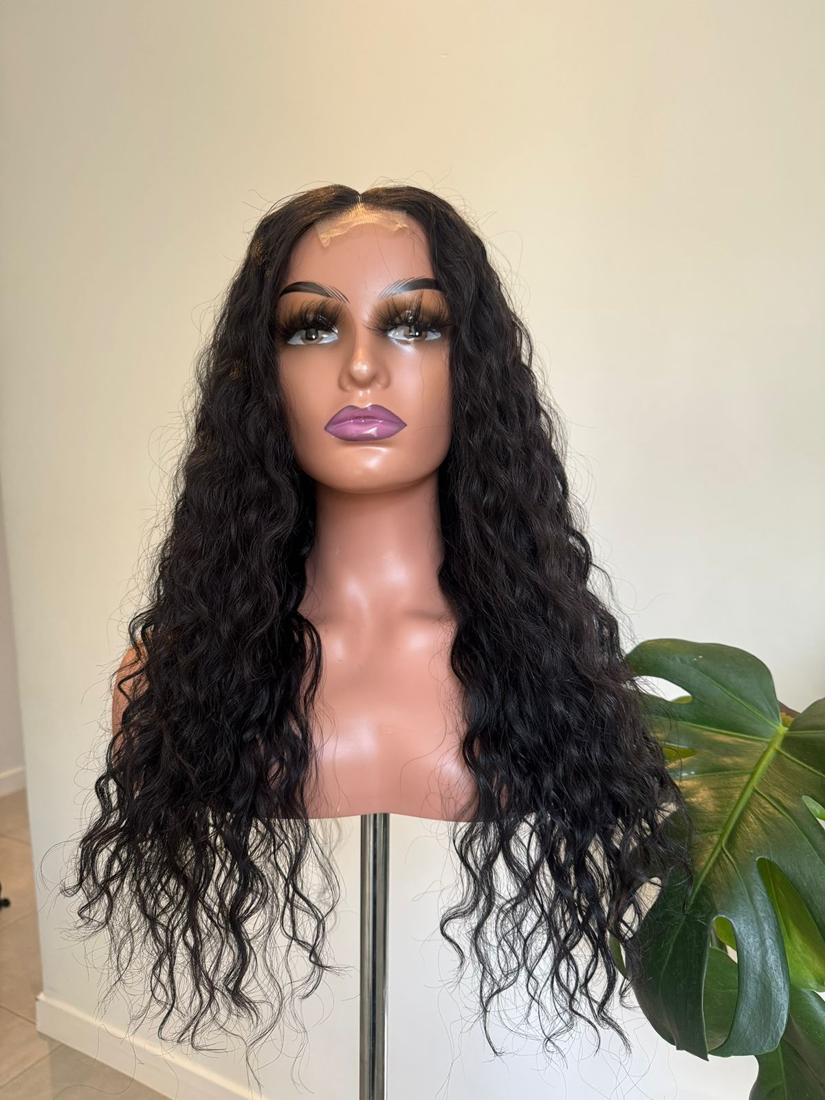 Tanaka 20 Inch Cambodian Loose Curl HD Lace Wig in Natural Black